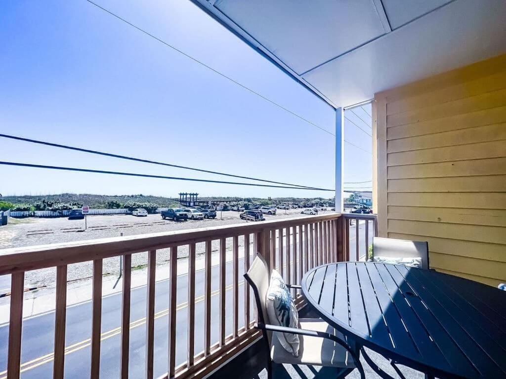 Beach Harbour 17 At The Cb Boardwalk Walk To Everything! Carolina Beach Exteriér fotografie