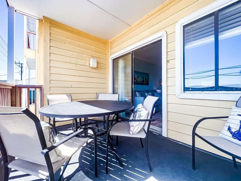 Beach Harbour 17 At The Cb Boardwalk Walk To Everything! Carolina Beach Exteriér fotografie
